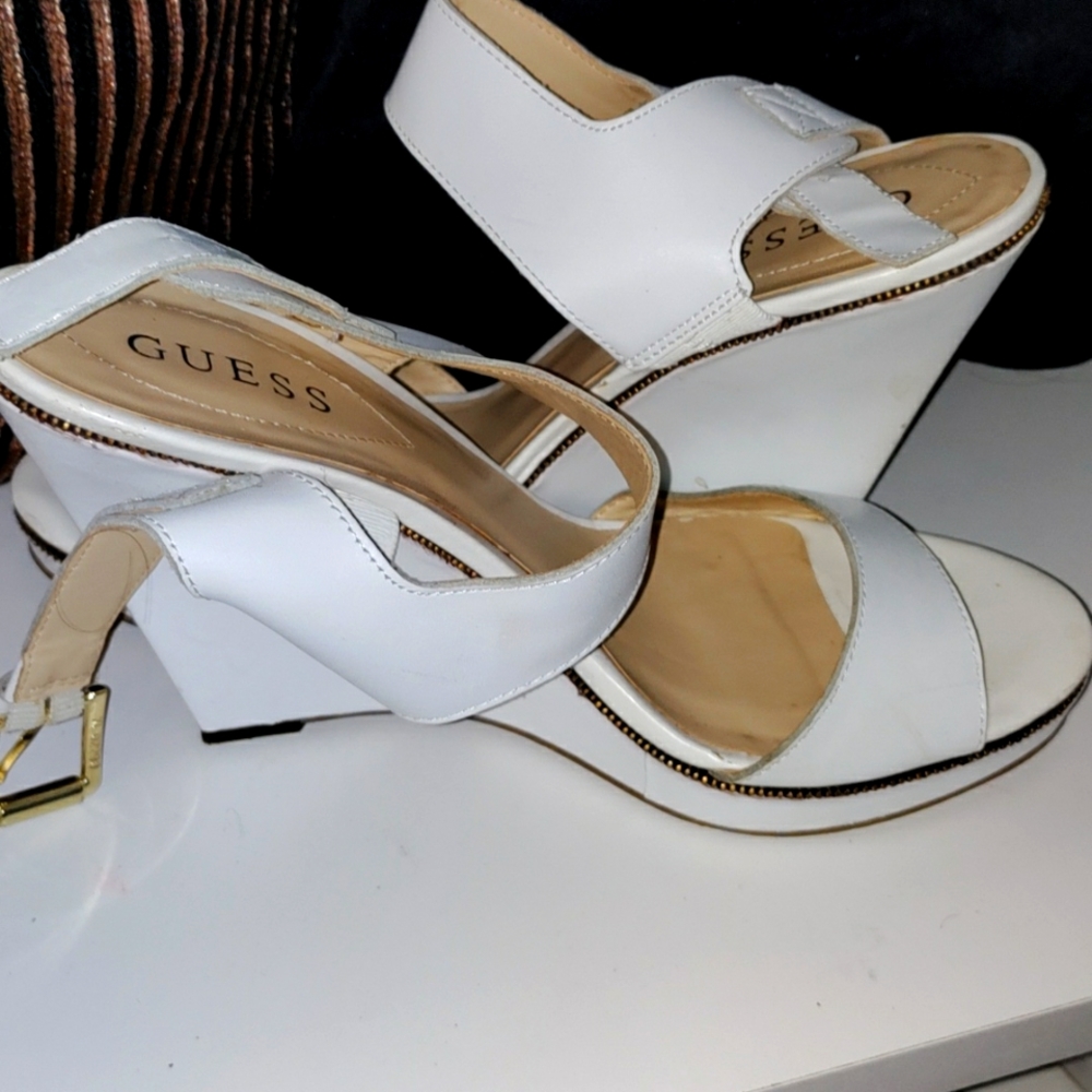 White women guess sandal